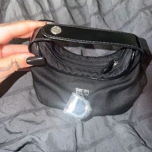 Christian dior vtg Parfums black logo D